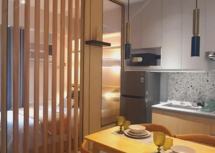 Modern Zen Den * Manilla
