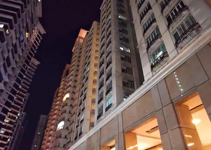 Modern Zen Den Manilla